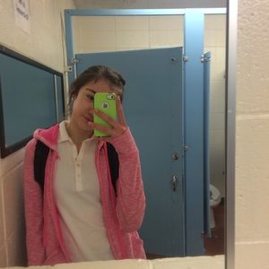 Meet your Posher, Mariela