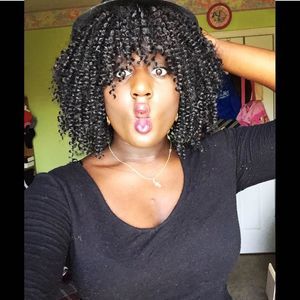 Meet your Posher, Hannah