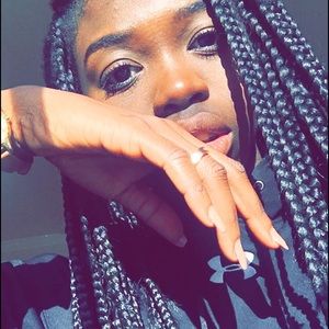 Meet your Posher, Raissa