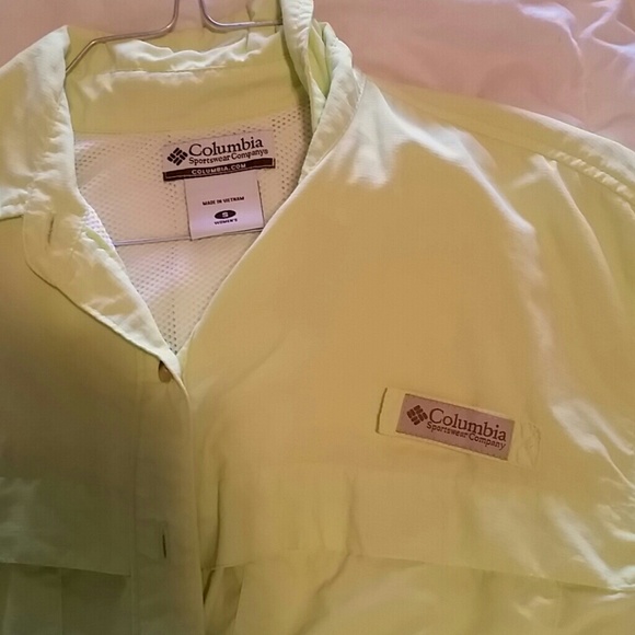 Women's size small mint  green columbia
