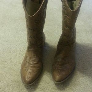 Rodeo rompers size 11 cowboy boots