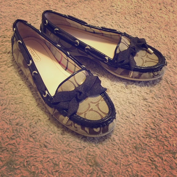 Coach boat shoes size 7