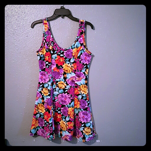 Juniors dress