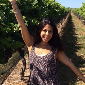 Meet your Posher, Lim