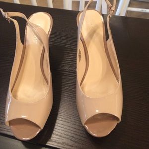 Nine West Peep toe heel