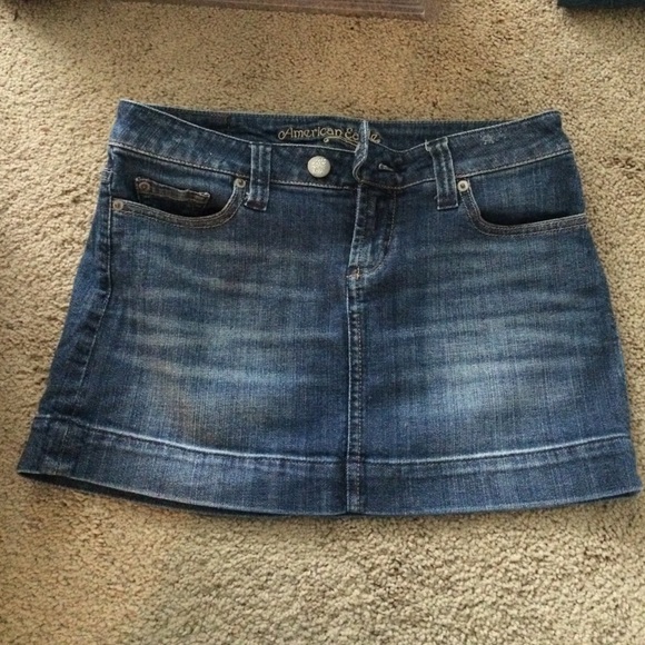 American Eagle jean skirt