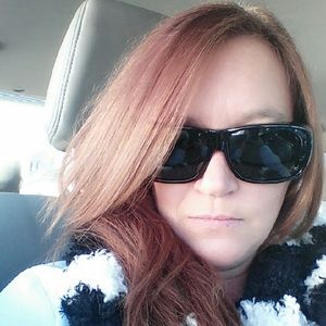 Meet your Posher, Tonya