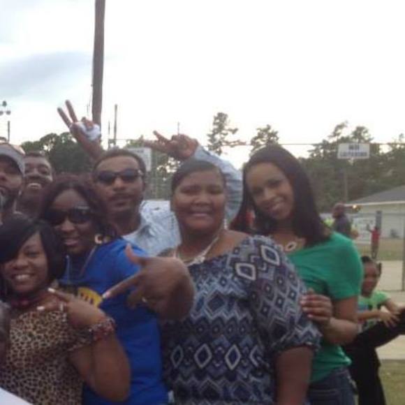 Meet your Posher, Ada - Picture 1 of 1