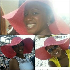 Beautiful large coral sun hat