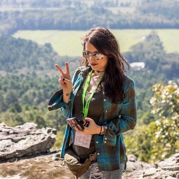 Meet your Posher, Jess - Picture 6 of 8