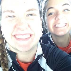 Meet your Posher, Elise