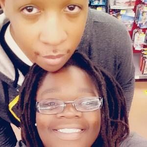 Meet your Posher, Candra