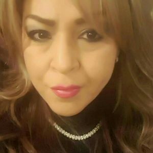 Meet your Posher, Victoria