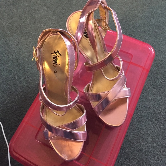 Heels size 5