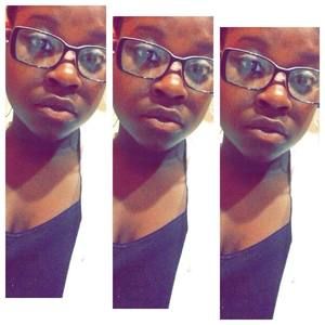 Meet your Posher, Shalayia