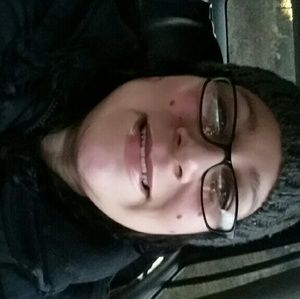 Meet your Posher, Keri