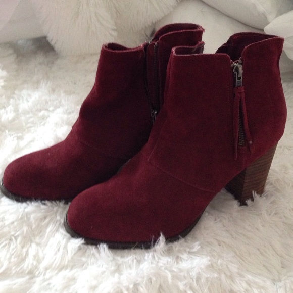 American Eagle Booties