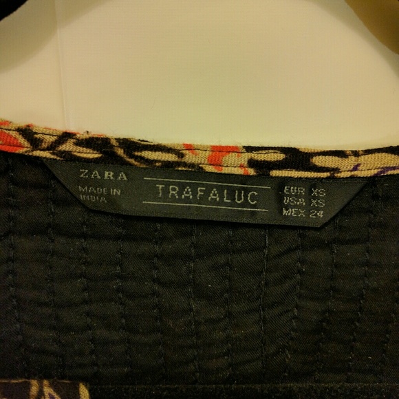 *Zara* Patterned Long Sleeved Dress - Picture 4 of 4