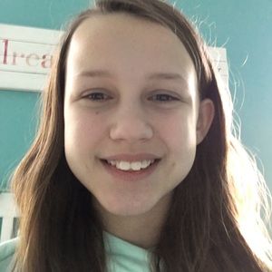 Meet your Posher, Ava