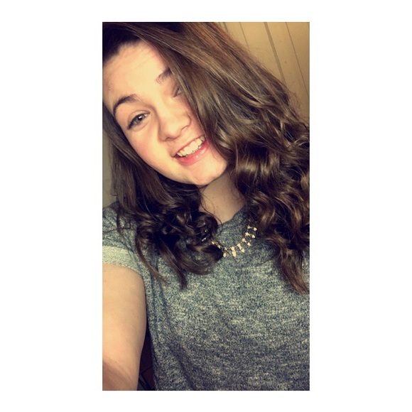 Meet your Posher, Kelly - Picture 1 of 1