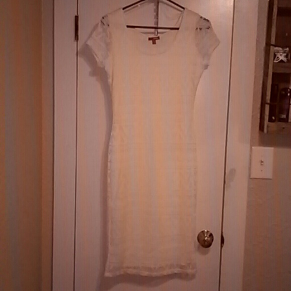 Dress - Picture 1 of 4