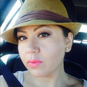 Meet your Posher, Erica