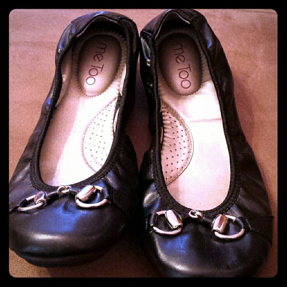 Me too flats size 8m