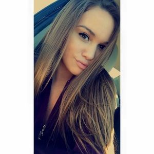 Meet your Posher, Brittany