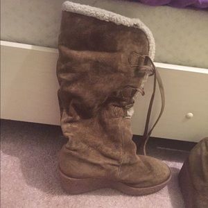 Michael kors boots ❤️