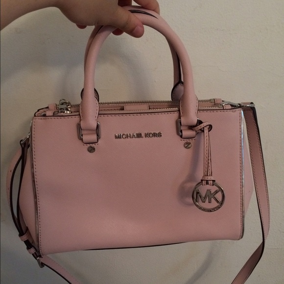 Michael Kors medium sutton