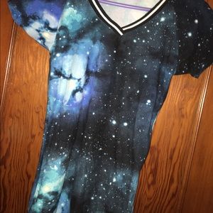 Galaxy Tee (Rue 21)