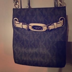 Authentic Michael Kors Crossbody