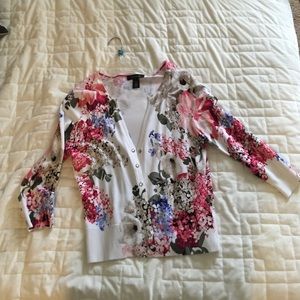 Light sweater sworn twice