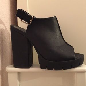 Forever21 black heels