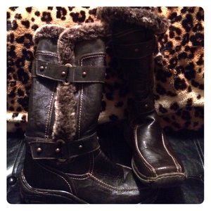 Awesome pair of Lamo winter boots