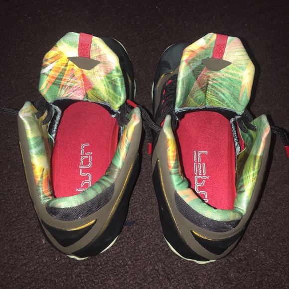 Lebron 11 shoes (Army Slate)(Size 10.5) - Picture 4 of 4