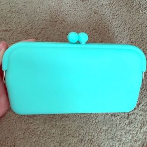Blue wallet jelly