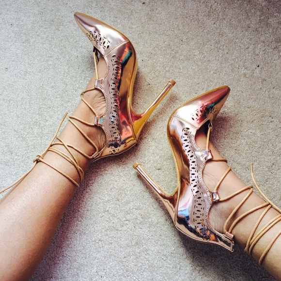 Laser cut lace up court shoes