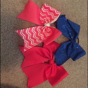 super cute "Texas sized" cheer bow bundle