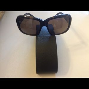 PRADA GLASSES W/CASE.SPR 19L 58o16 2AU BC1 130 3N