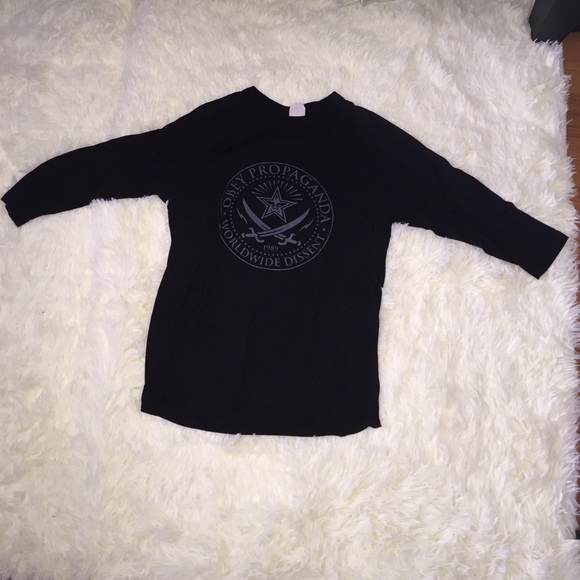 Baseball tee obey shirt from buckle!!😝