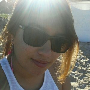 Meet your Posher, Krystal