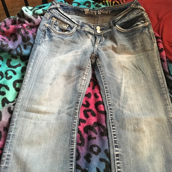 Wallflower Jeans