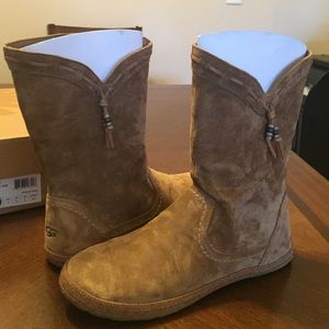 Uggs!!! Suede boots