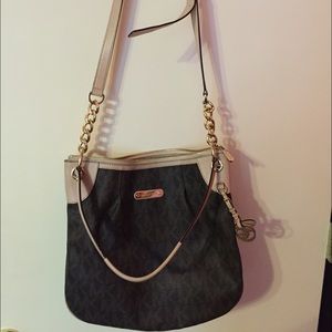Michael kors handbag