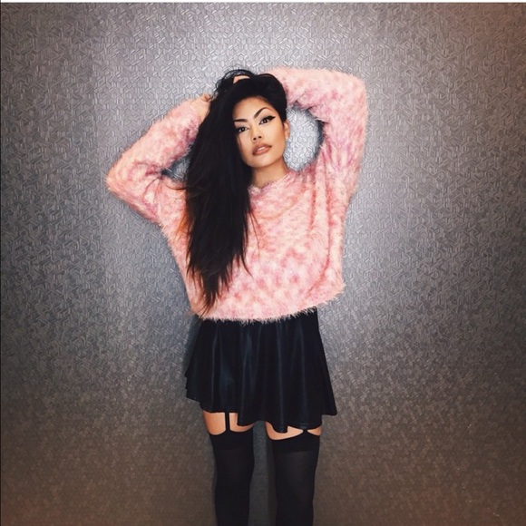 Fuzzy MINKPINK sweater