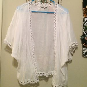 White short sleeve kimono