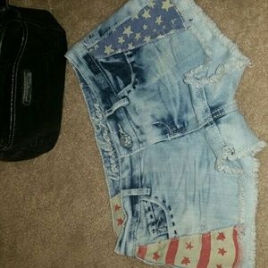 Vanilla Star shorts