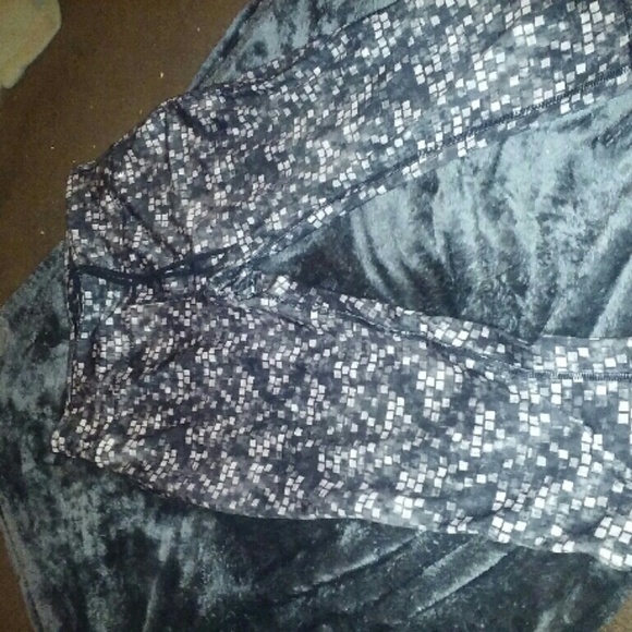 tights - Picture 2 of 4