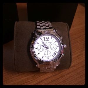 Michael Kors Watch🎉